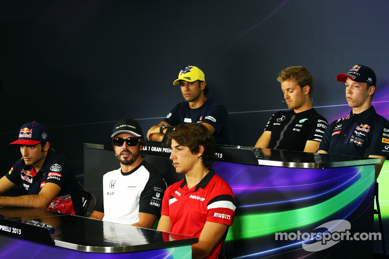 威廉姆斯完胜梅赛德斯，阿隆索扛起全队