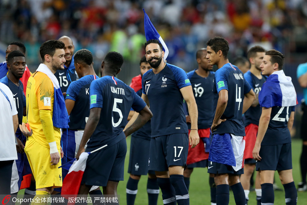 法国队逆转马来西亚队，黄鸭组合惊艳四座