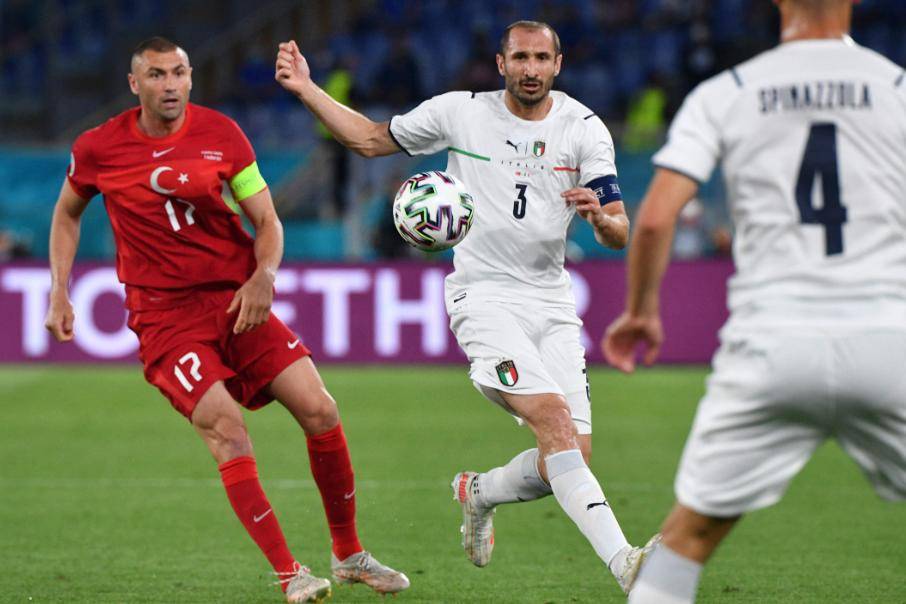 塞维利亚绝杀美国，奥亚尔萨瓦尔带队取胜