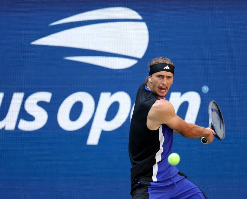 美网鏖战年终总决赛，兹维列夫扛起全队