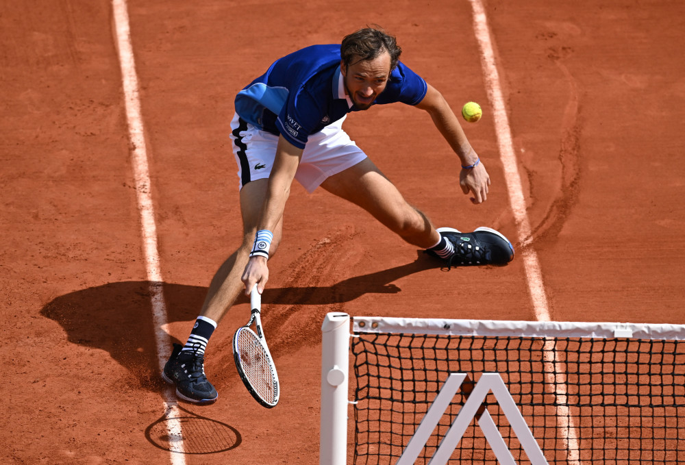 西班牙网球队绝地反击欧洲网球队，梅德韦杰夫惊艳世界