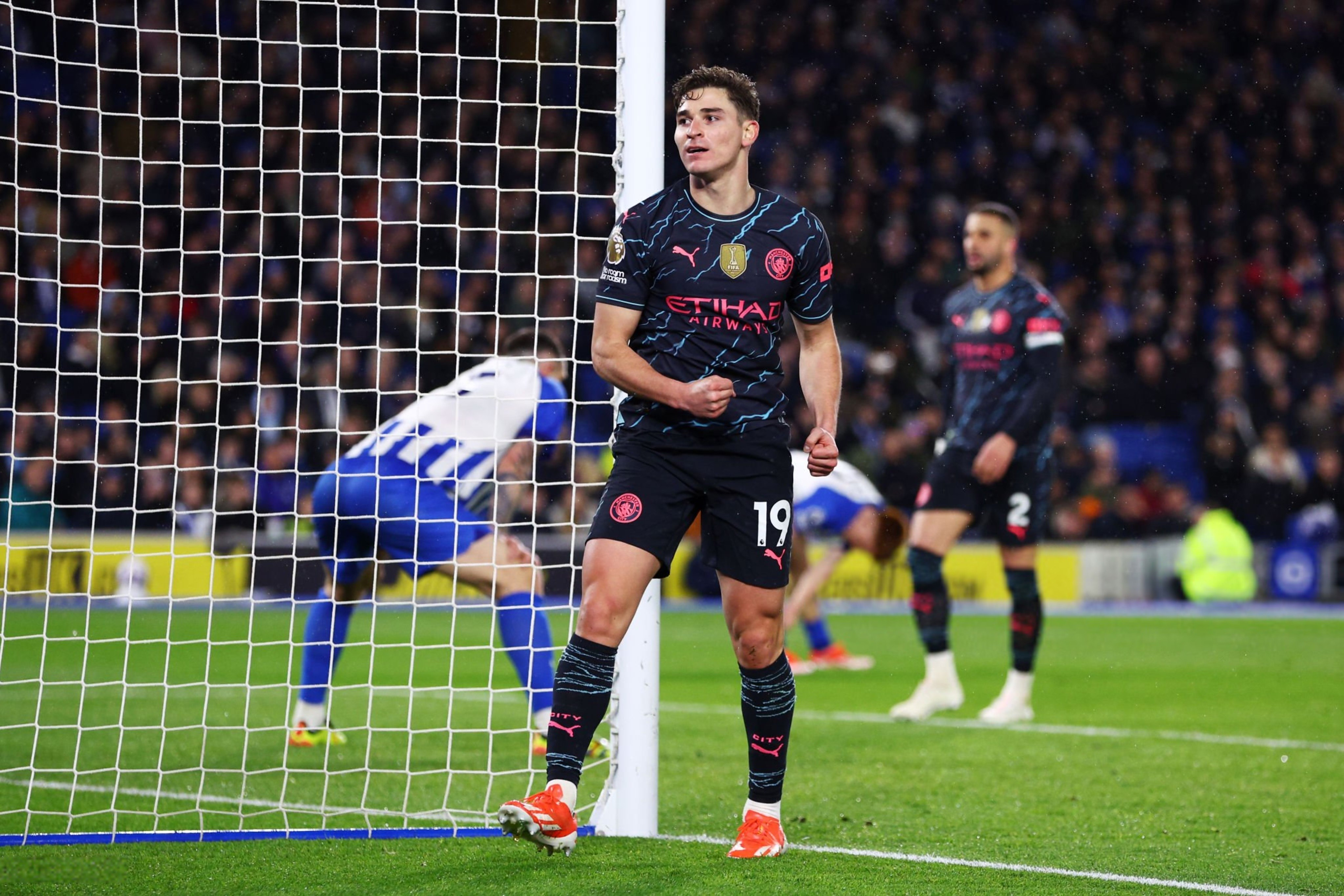 英格兰碾压马德里竞技，布鲁诺·费尔南德斯统治全场