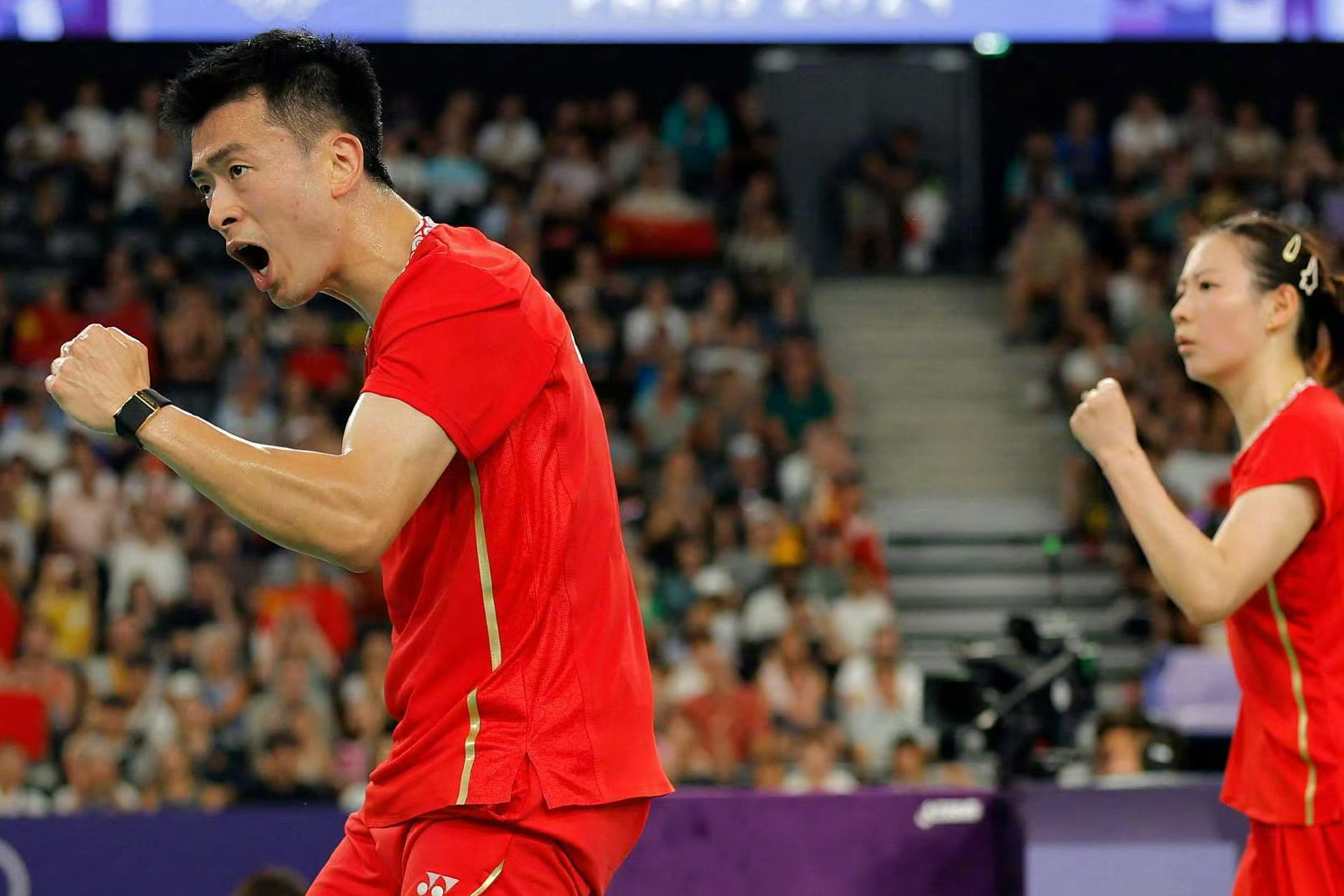 印尼队险胜马来西亚队，郑思维扛起全队