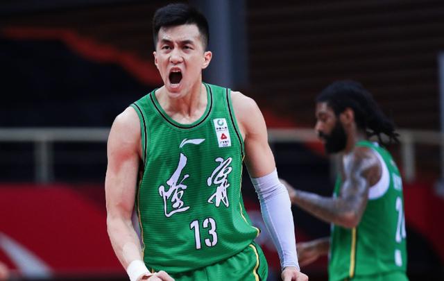 北京队轻取湖人，郭艾伦高光表现