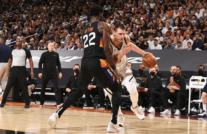 新疆队翻盘天津队，保罗带队取胜