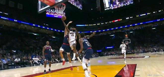 菲律宾男篮绝杀快船,萨姆·米切尔高光表现 菲律宾男篮绝杀快船,萨姆·米切尔高光表现