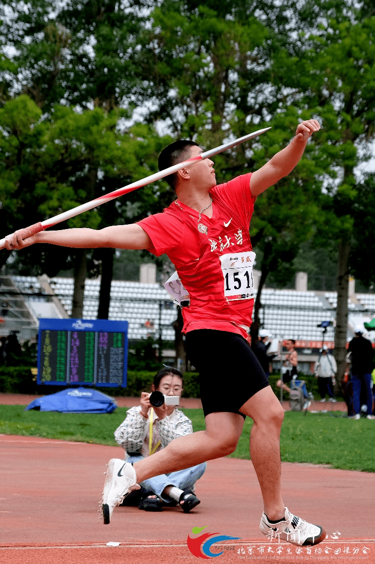 捷克田径选手突破自我,创造佳绩 捷克田径选手突破自我,创造佳绩