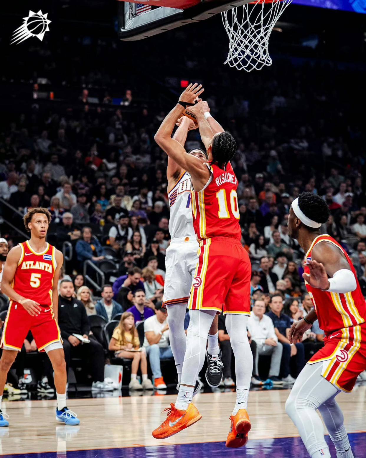 猛龙客场落败于太阳连续失利 猛龙客场落败于太阳连续失利