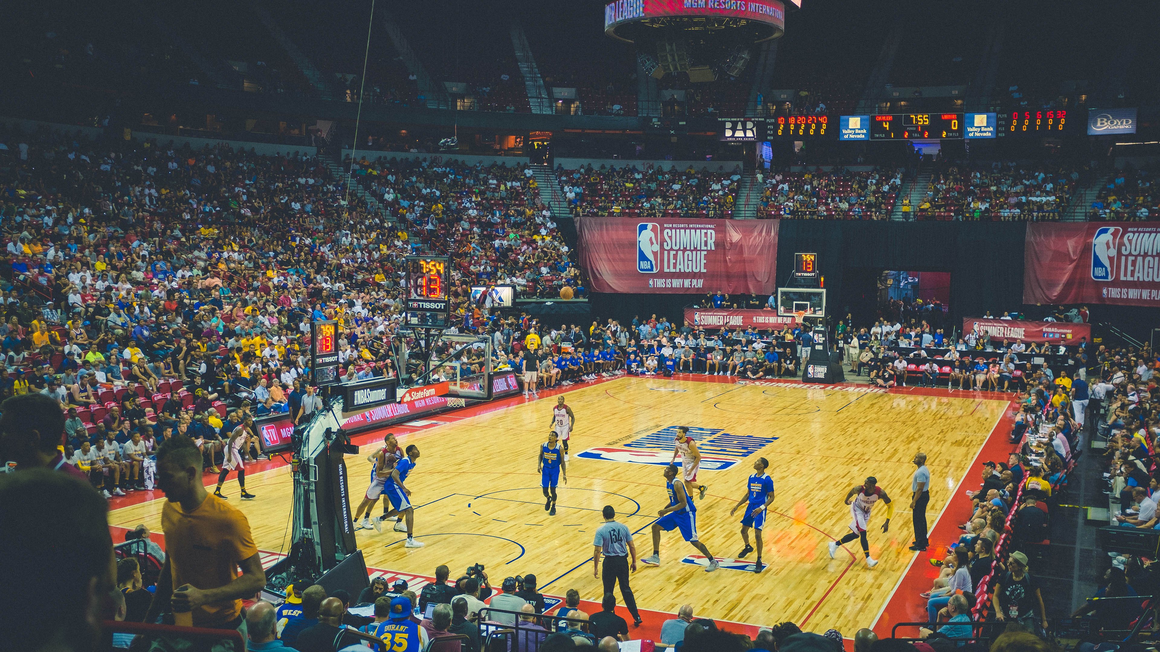 佩德里状态火热,NBA季后赛之夜见证新王崛起