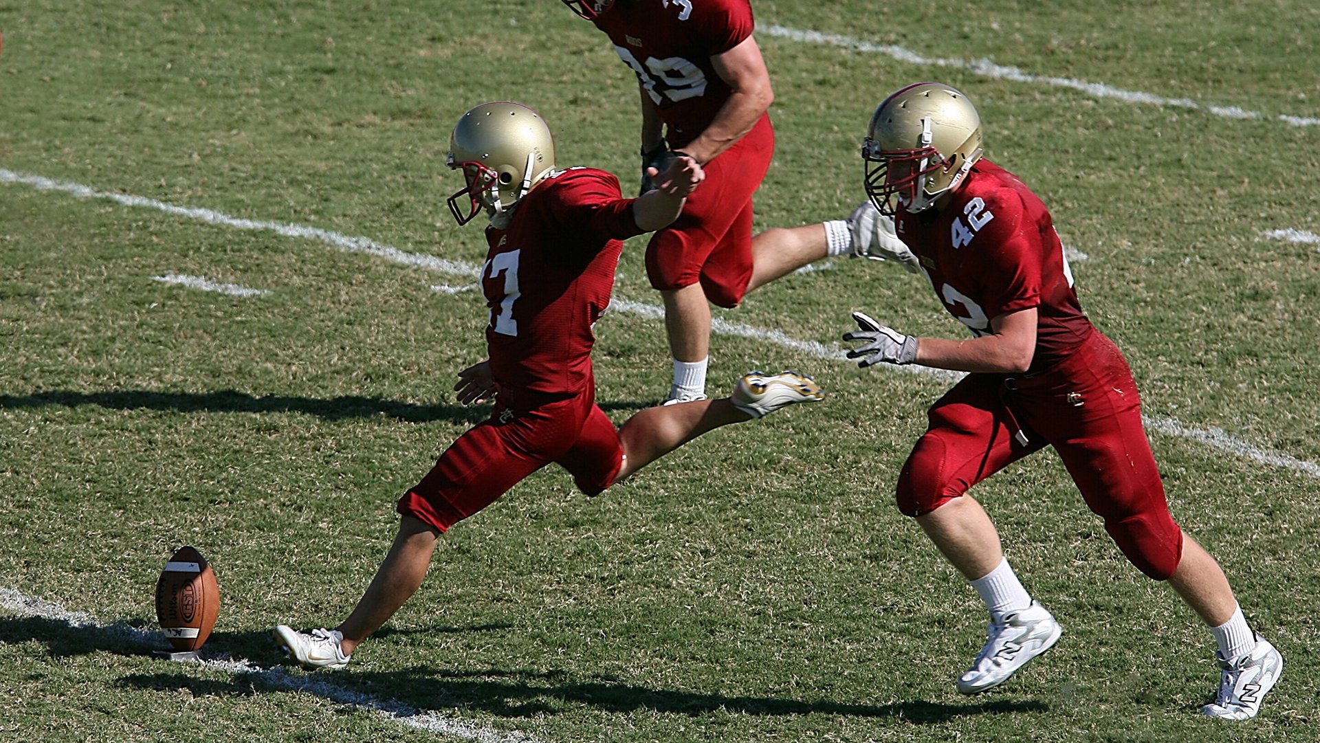 欧冠决赛焦点战启示录,加纳黑星如何冲垮奥地利精密机器