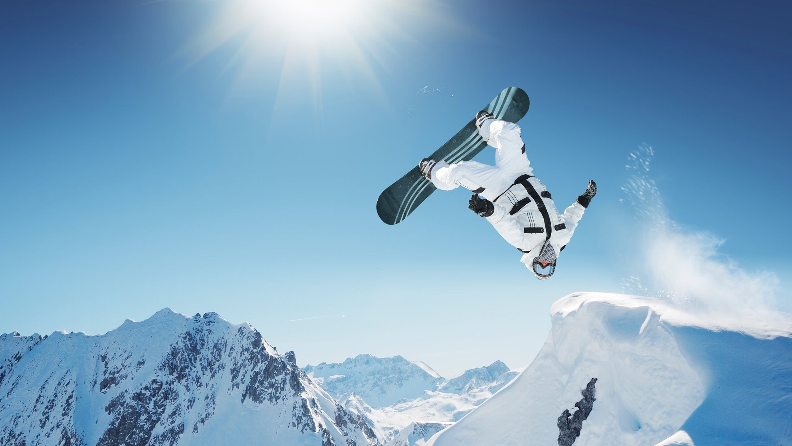 冰与火的碰撞，凯恩关键节点连击破局，丹麦末节风暴逆转巴萨