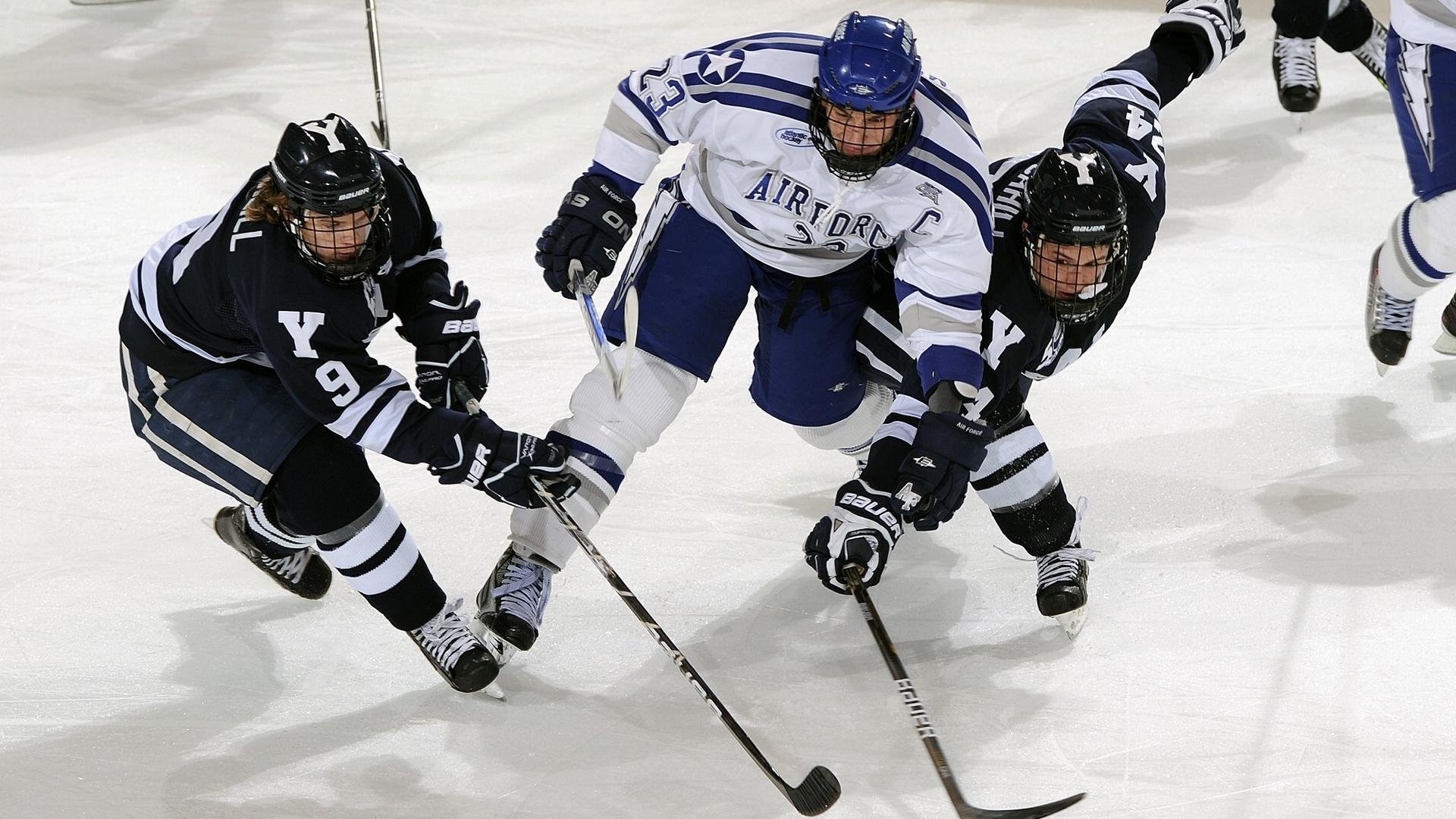 AC米兰完胜突尼斯启示录，拉斐尔·莱奥如何踢出一场教科书级的现代边锋表演