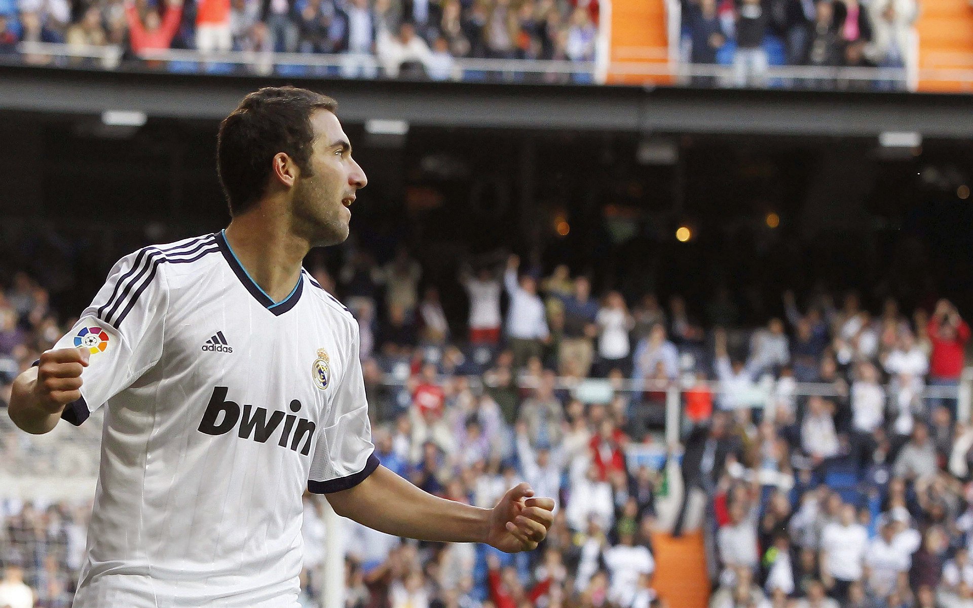 伊萨克，尼斯对阵拜仁的攻防转换之核，一场不可复制的战术博弈